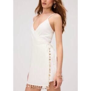 EUC Forever 21 Seashell-Trim Off-White Wrap Romper. Size XL